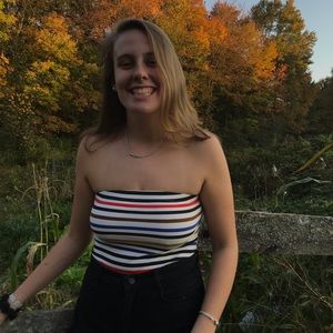 Meet your Posher, Hannah